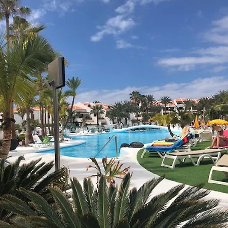 Wonderland With The Best Swimming Pool In Park S Iii Playa de las Américas