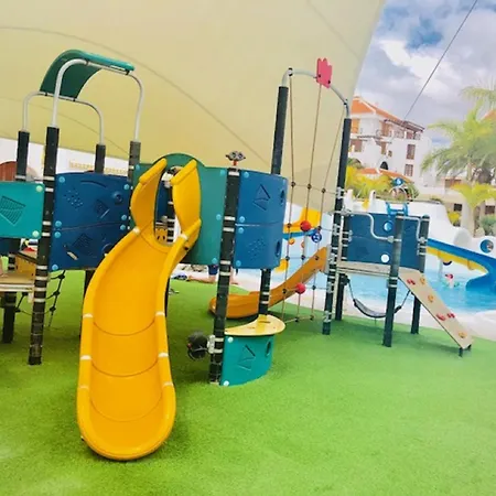 Parque Santiago Iii Wonderland Apartamento *